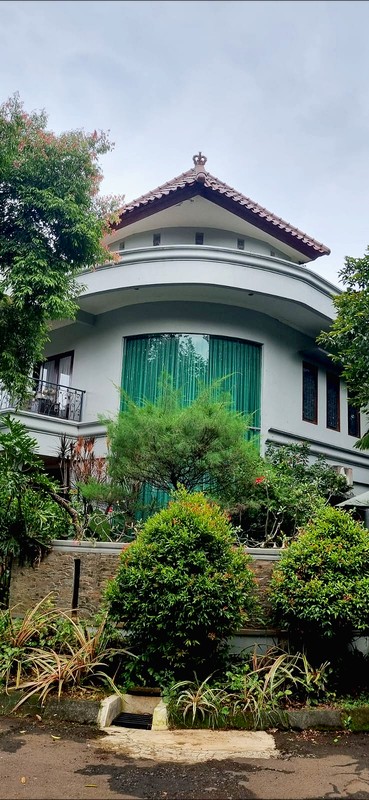 Rumah Hoek Langka di Giriloka 3 . Strategi Aman Simpan Nilai Aset. Rumah Elegan di Atas Lahan 414 m² . Pilihan Keluarga Mapan BSD