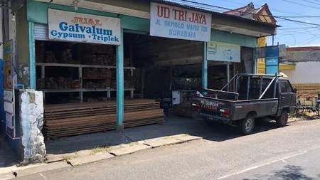 Di jual Rumah toko di jalan raya Semolowaru 126, lokasi niaga, strategis hanya 200 meter menuju Raya Merr, cocok untuk bisnis/niaga