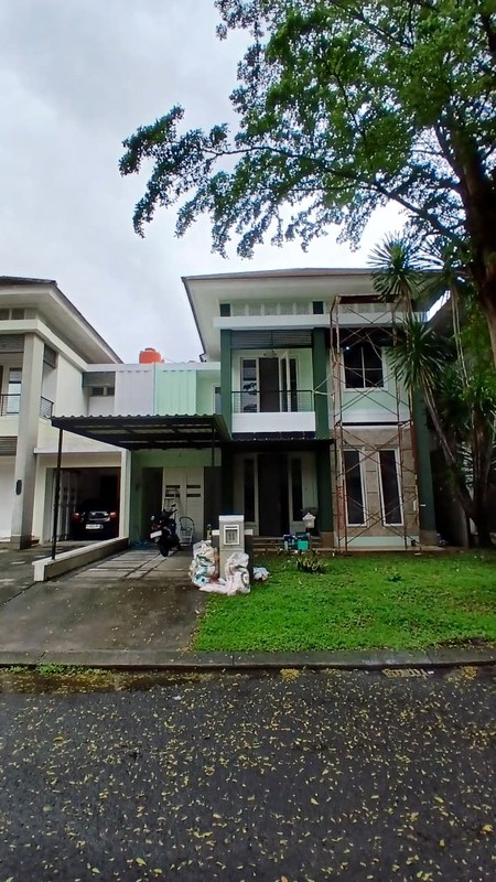 disewa Rumah strategis rapih siap huni, di Sutera Palma dekat kampus Binus 