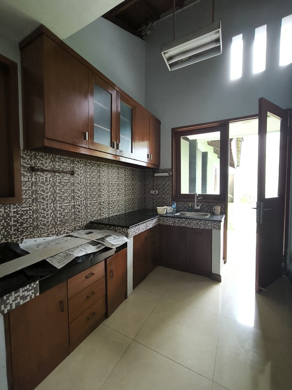 Rumah di Cisanggiri - Disewakan !!