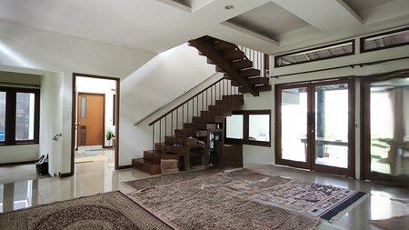 Rumah di Cisanggiri - Disewakan !!