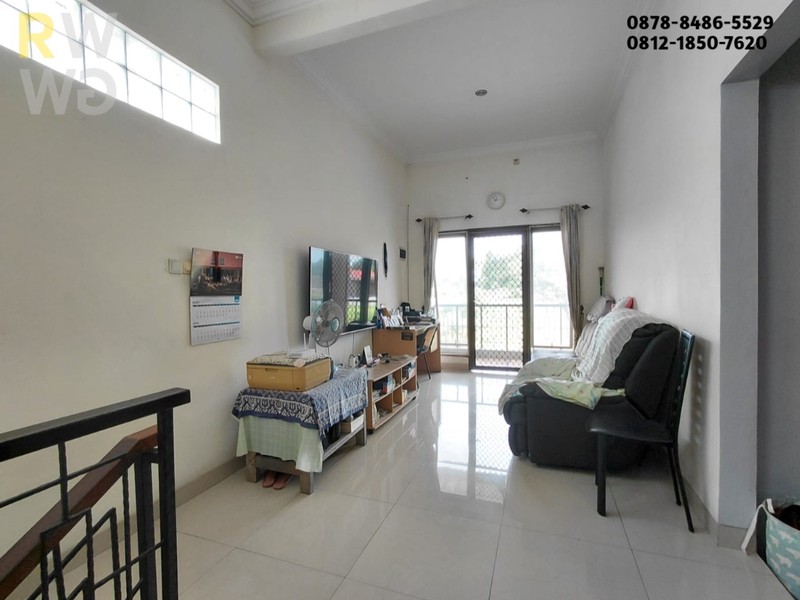 Jual Rumah Mewah di Grand Wisata Tambun - 2 Lantai Boulevard, 5+1 KT, Lokasi Premium