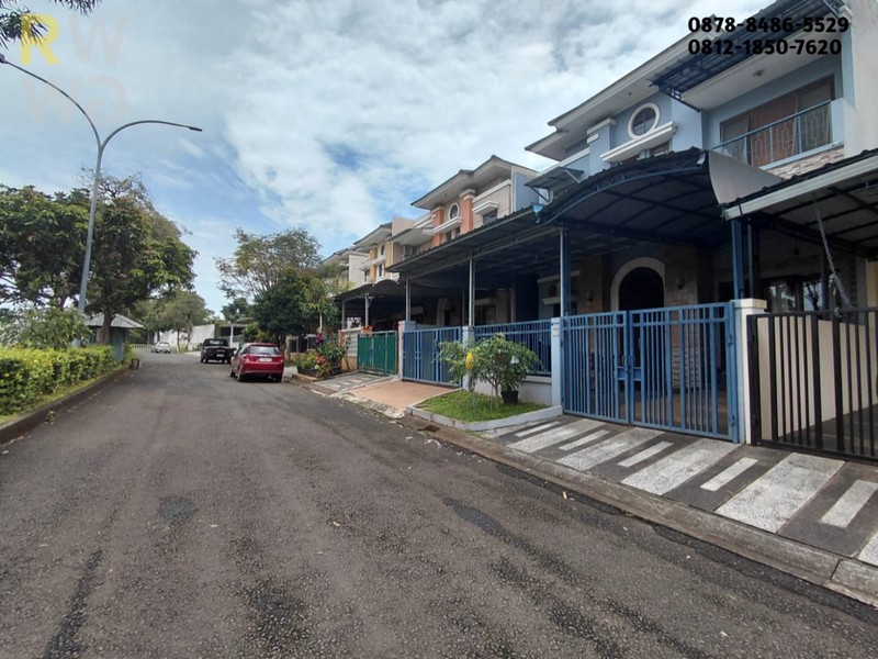 Jual Rumah Mewah di Grand Wisata Tambun - 2 Lantai Boulevard, 5+1 KT, Lokasi Premium