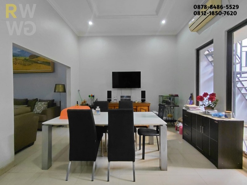 Jual Rumah Mewah di Grand Wisata Tambun - 2 Lantai Boulevard, 5+1 KT, Lokasi Premium