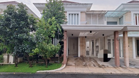 Rumah Mewah LaRizwood Larizgolf Pakuwon Indah Surabaya Barat