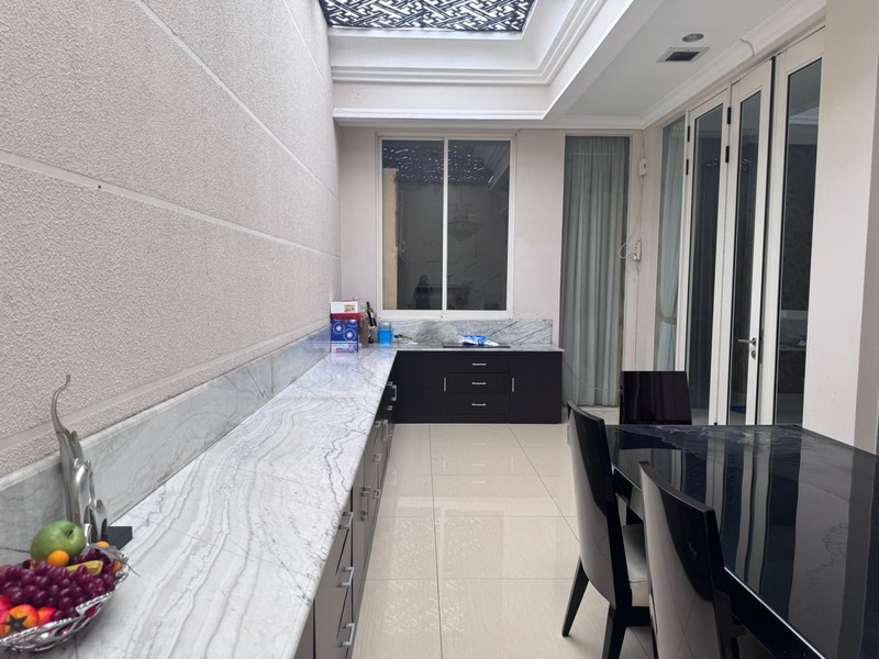 Rumah Mewah LaRizwood Larizgolf Pakuwon Indah Surabaya Barat