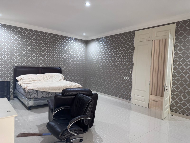 Rumah Mewah LaRizwood Larizgolf Pakuwon Indah Surabaya Barat