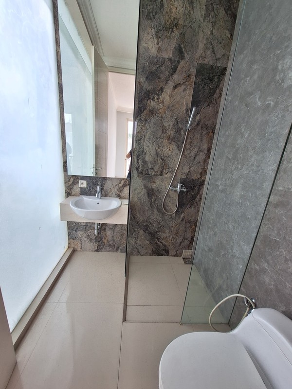 Rumah Mewah LaRizwood Larizgolf Pakuwon Indah Surabaya Barat