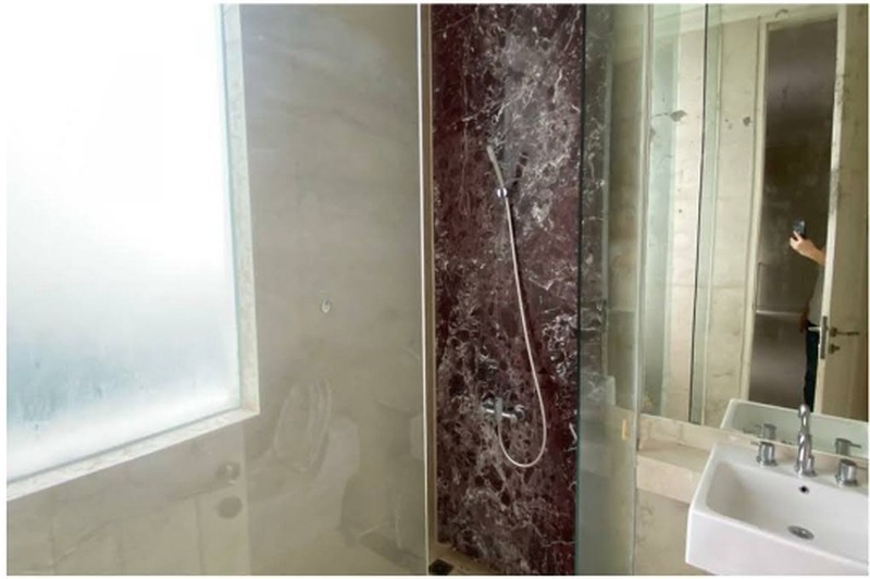 Rumah Pakuwon Indah Larizwood Larizgolf Siap Huni