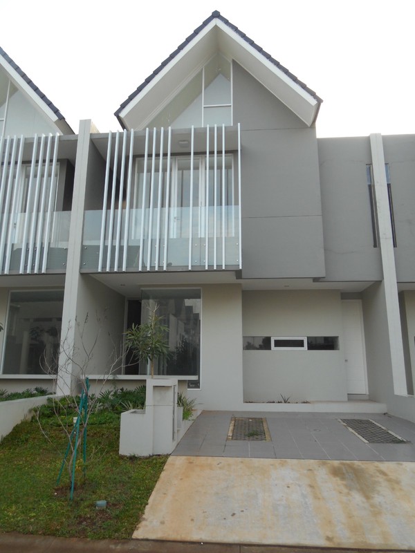Rumah Baru,dalam cluster di Bintaro Jaya 9