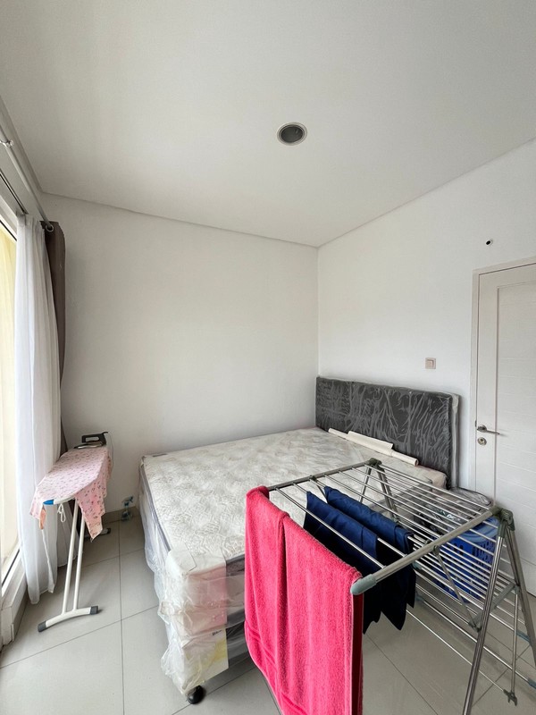 jual cepat rumah strategis siap huni di residence one cluster jade serpong bsd city tangerang banten