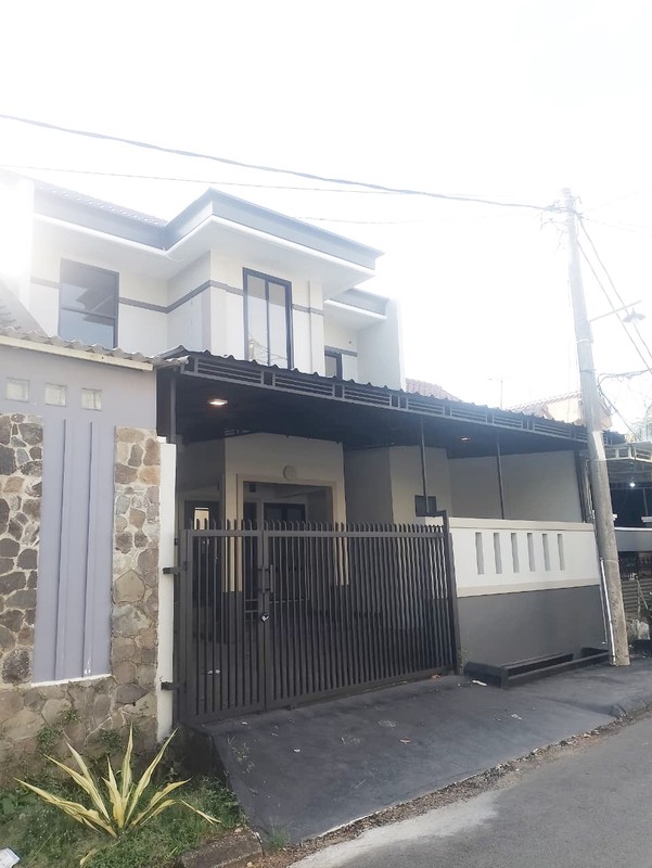 dijual cepat rumah strategis tengah kota siap huni di villa melati mas serpong tangerang selatan banten