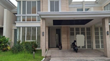 Rumah Mewah Pakuwon Indah Cluster LaRizwood Pakuwon Indah Mall Surabaya Barat 