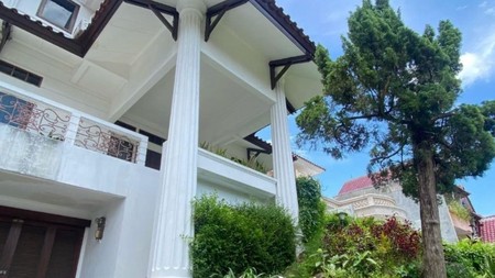 Rumah Mewah di Villa Cinere Mas Cinere Tangerang Selatan