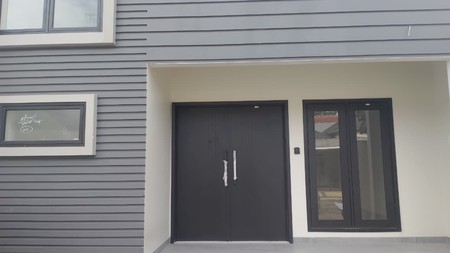 dijual cepat rumah kondisi baru di griya loka bsd city tangerang selatan banten