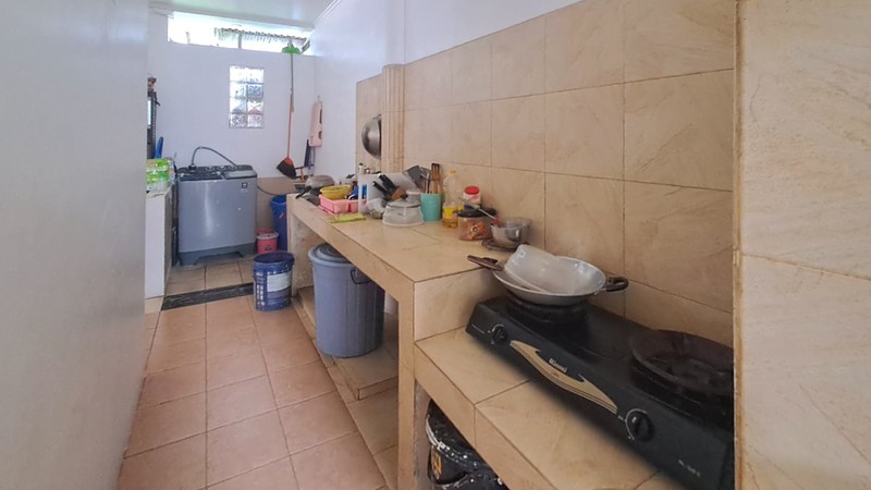 Rumah Mewah Elegan di Legenda Wisata Cibubur, dekat Kota Wisata