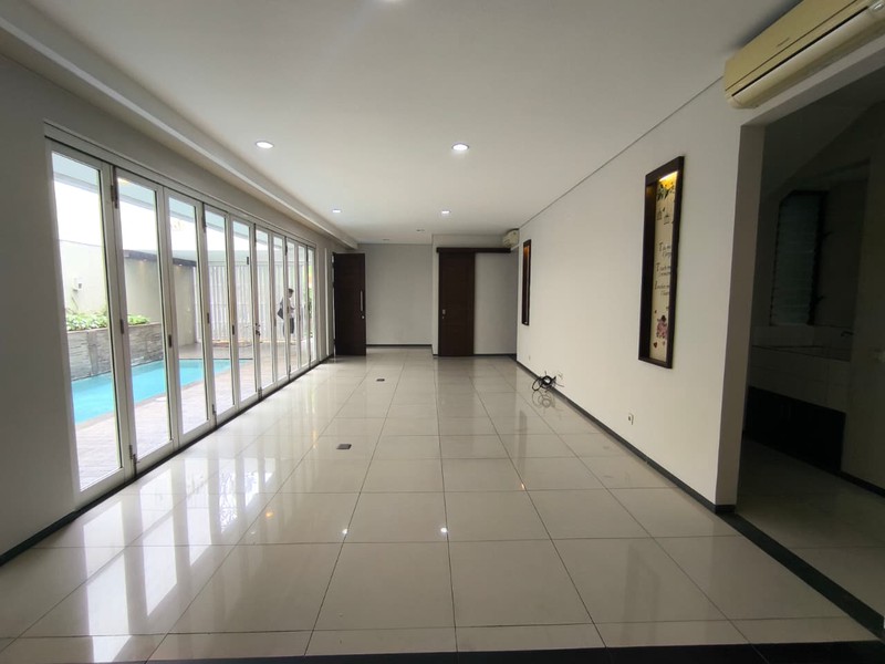 Rumah Disewakan di Rawa Barat