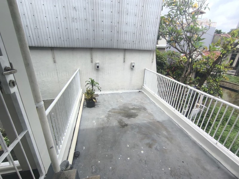 Rumah Disewakan di Rawa Barat