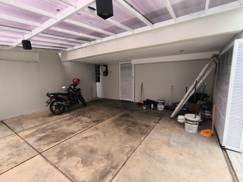 Rumah Disewakan di Rawa Barat