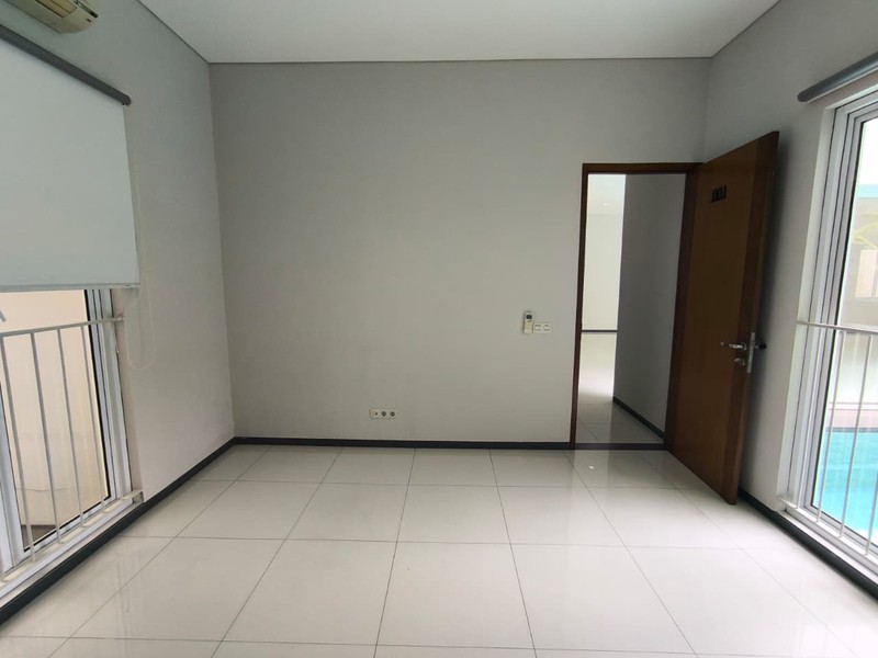 Rumah Disewakan di Rawa Barat