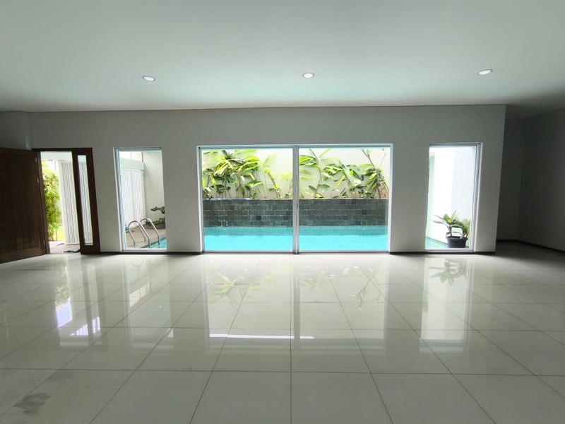 Rumah Disewakan di Rawa Barat