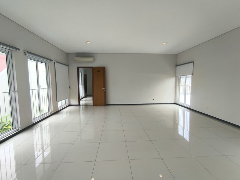 Rumah Disewakan di Rawa Barat