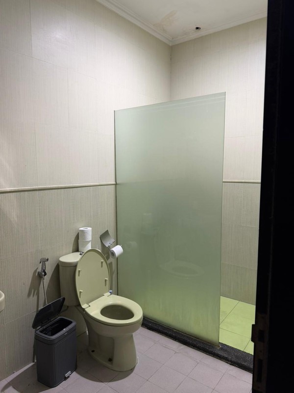 DISEWA RUMAH JALAN CIPANAS KEBAYORAN BARU JAKARTA SELATAN