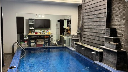 DISEWA RUMAH JALAN CIPANAS KEBAYORAN BARU JAKARTA SELATAN