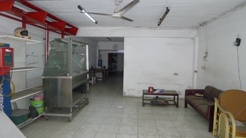 Ruko 3 Lantai Strategis Pinggir Jl. Teluk Gong Raya