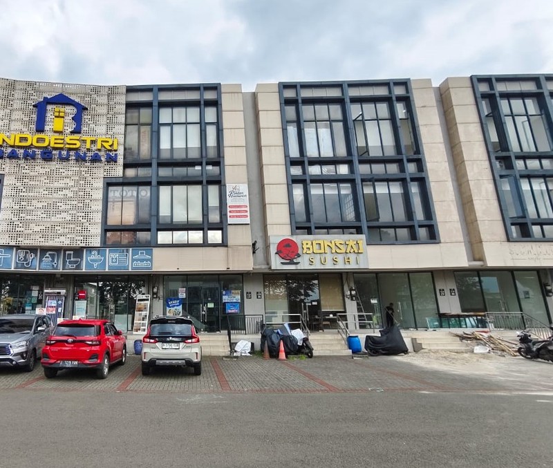 Jarang ada, Ruko Mewah Oregon Hadap Boulevard dekat BPK Penabur kota wisata