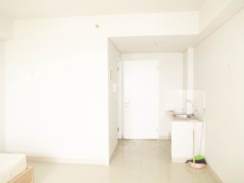 turun harga 450jt jadi 300jt apt beverly 90210 gading serpong type studio, strategis, tengah kota siap huni