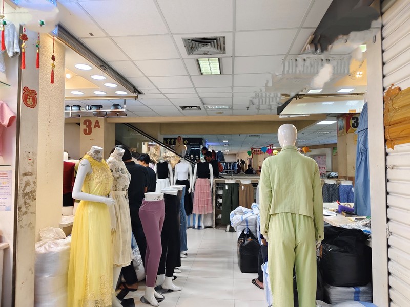 Kios Gorsir Metro Tanah Abang Kios di badan cocok untuk jualan fashion