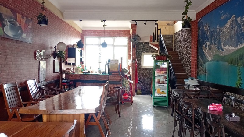 Dijual Ruko Strategis 3 Lantai di Pinggir Jalan Provinsi Magelang Dekat Dengan Alun-Alun Kota, Magelang Utara 