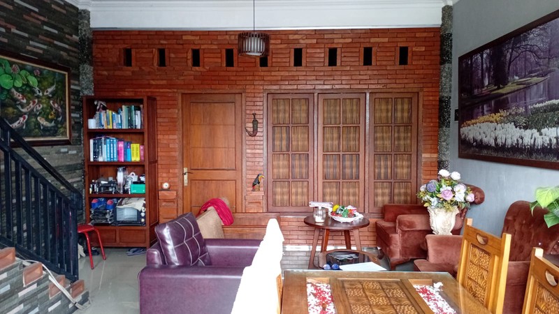 Dijual Ruko Strategis 3 Lantai di Pinggir Jalan Provinsi Magelang Dekat Dengan Alun-Alun Kota, Magelang Utara 