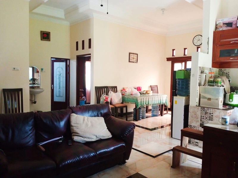 Dijual Hunian Asri & Luas Udara Sejuk, View Desa, Potensi Homestay, di Bandongan Magelang