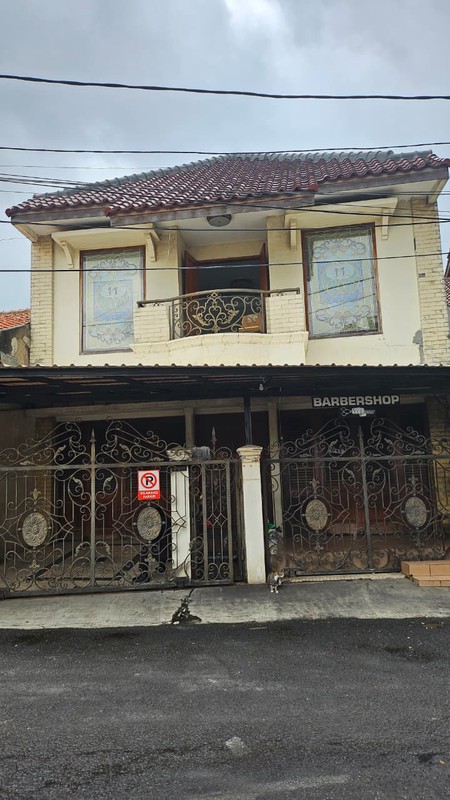 Dijual Rumah + Kost2an  Gandaria, Jakarta Selatan