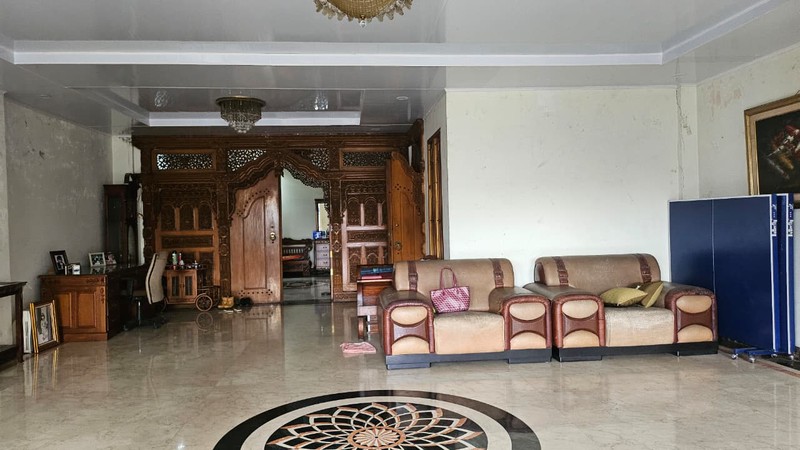 Dijual Rumah + Kost2an  Gandaria, Jakarta Selatan