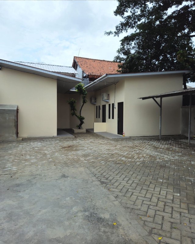 Dijual Tanah / Rumah Area komersil Jl. Panjang Cidodol Jakarta Selatan