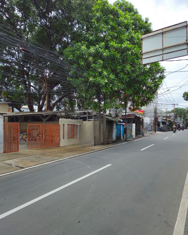 Dijual Tanah / Rumah Area komersil Jl. Panjang Cidodol Jakarta Selatan