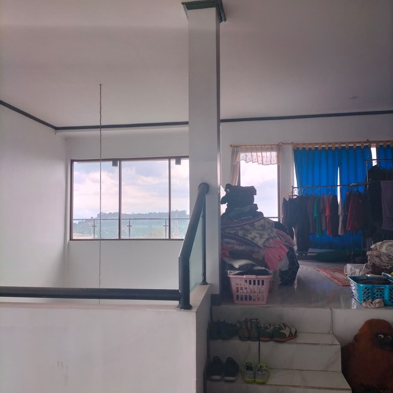 Villa Semi Furnished di Jayagiri Lembang