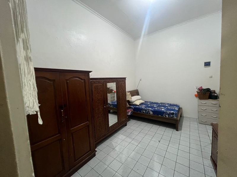 DIJUAL! RUMAH DENGAN LOKASI STRATEGIS DI RADIO DALAM