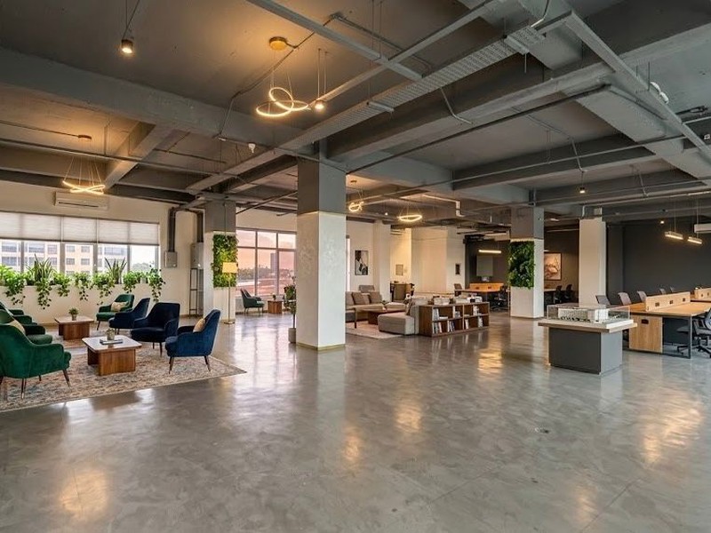 DIJUAL! GEDUNG DENGAN LOKASI PREMIUM DI WOLTER MONGINSIDI