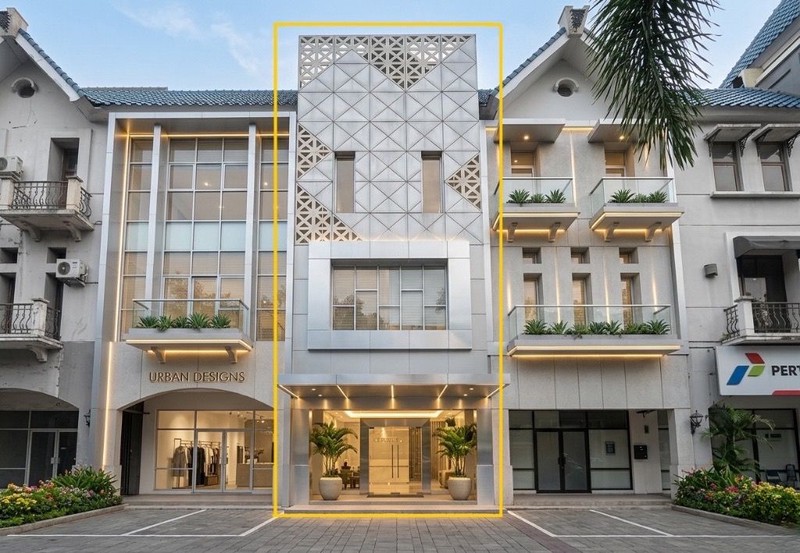 DIJUAL! RUKO SIAP HUNI COCOK UNTUK KANTOR DI PLAZA 3 PONDOK INDAH