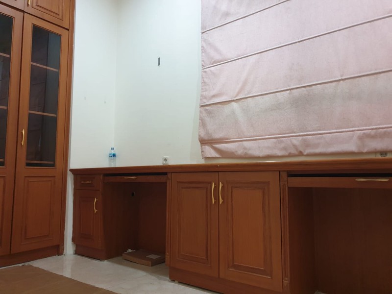 Rumah siap huni di bilangan Pondok Indah Lokasi tenang, nyaman dan aman dengan Smart Card Access
