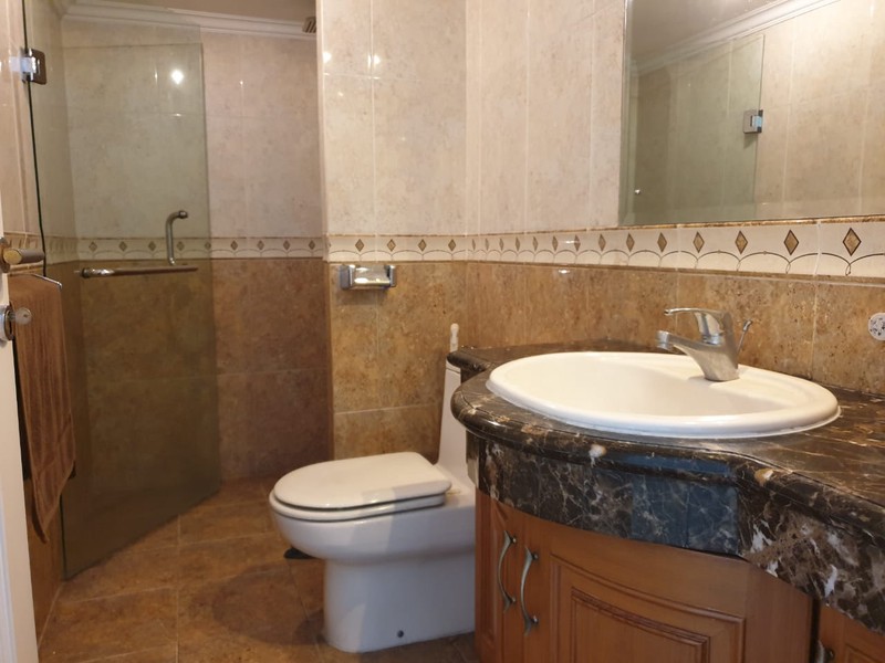 Rumah siap huni di bilangan Pondok Indah Lokasi tenang, nyaman dan aman dengan Smart Card Access