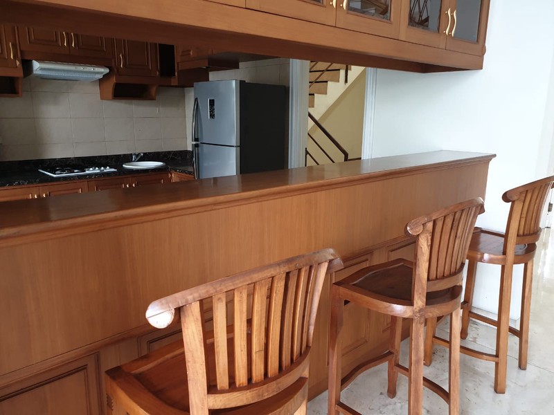 Rumah siap huni di bilangan Pondok Indah Lokasi tenang, nyaman dan aman dengan Smart Card Access