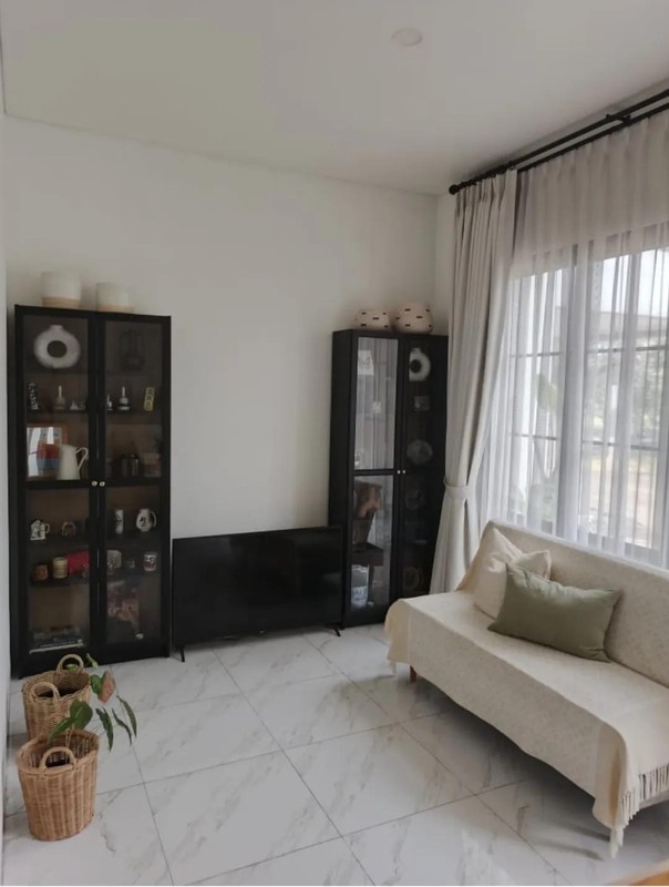 Flash Sale. Rumah cantik Neo Catalonia, BSD City