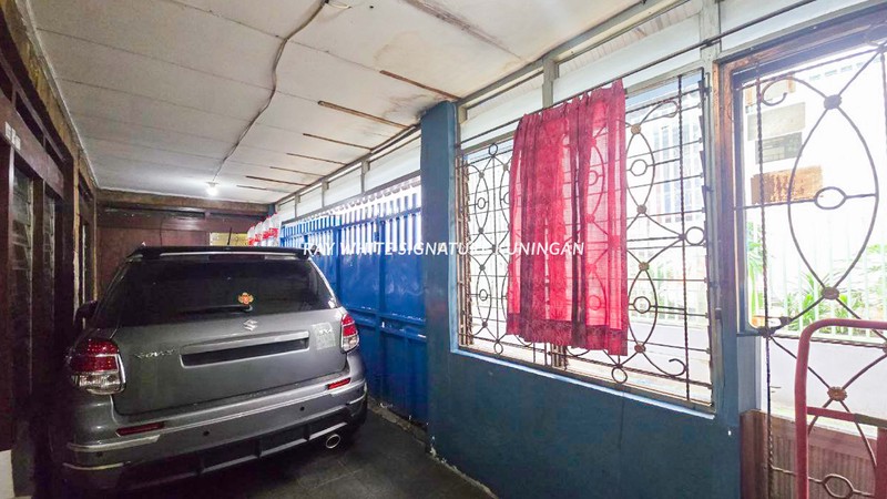 Rumah Di Bendungan Hilir Dekat Jalan Sudirman Jakarta Selatan