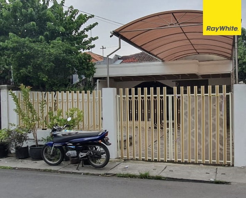 Disewakan Rumah Pusat Kota di Jalan Petemon Surabaya
