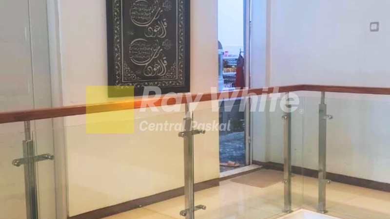 Rumah Mewah Siap Huni di Sriendah Bandung